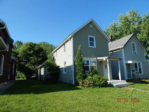2426 5TH Avenue Moline IL 61265