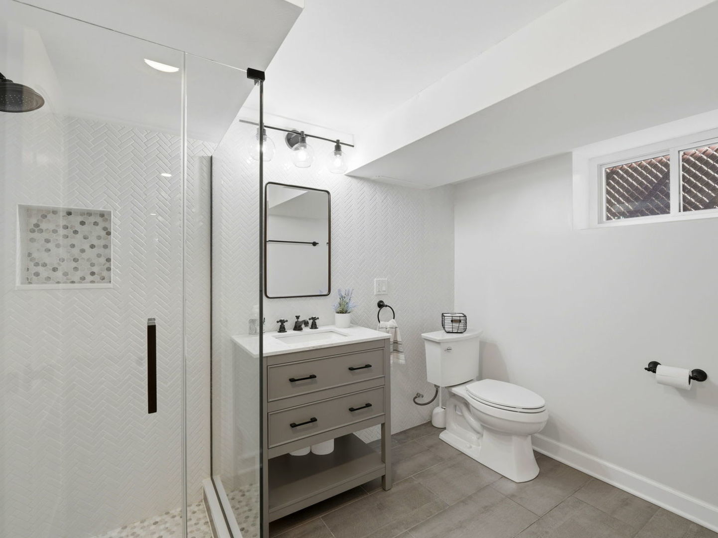 3708 North Pacific Avenue Chicago IL 60634