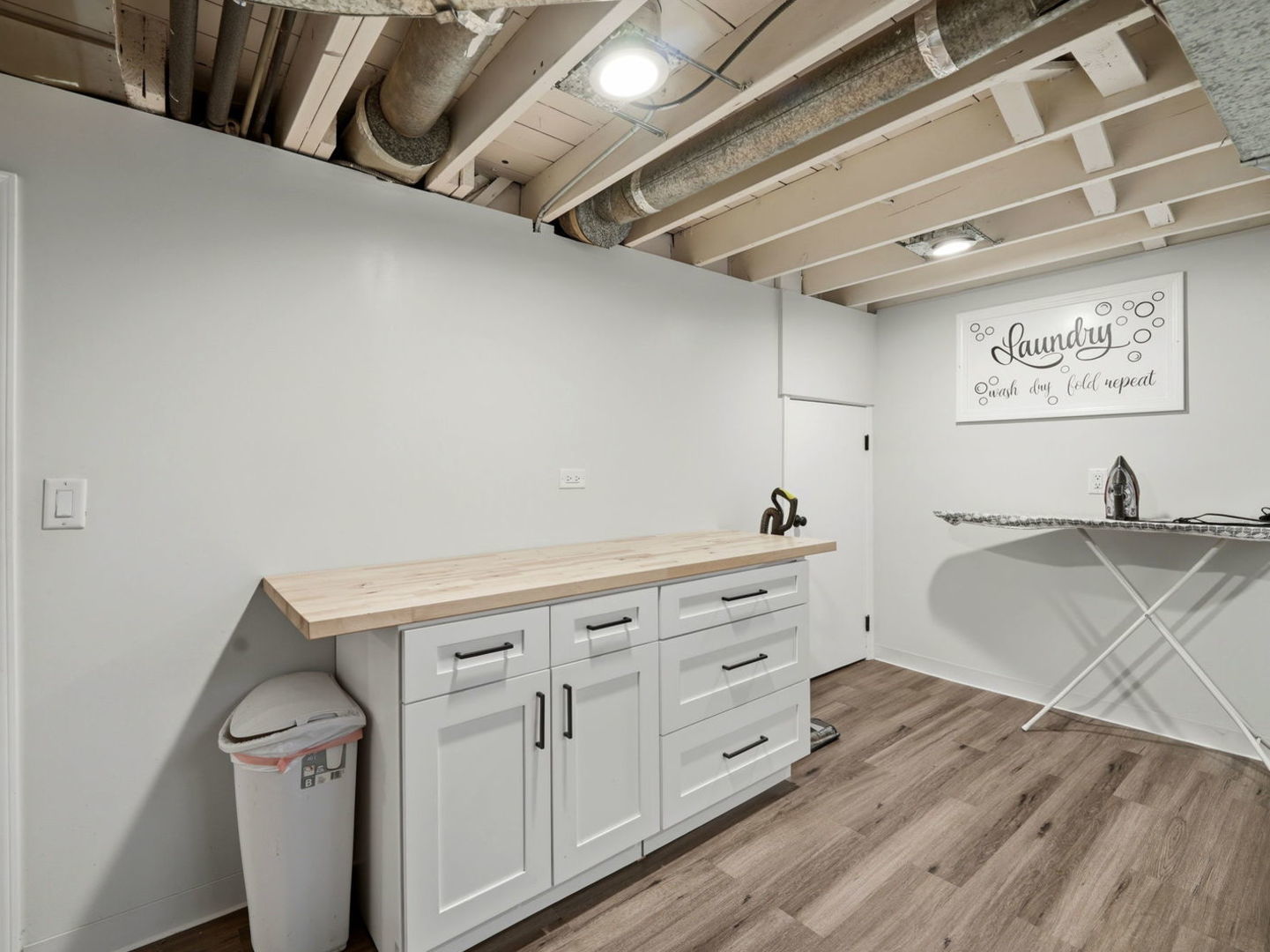 3708 North Pacific Avenue Chicago IL 60634
