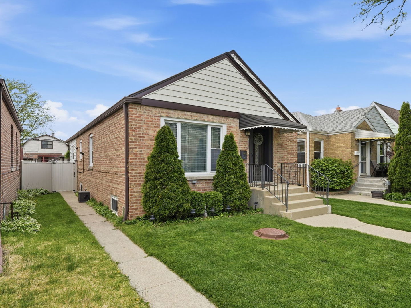 3708 North Pacific Avenue Chicago IL 60634