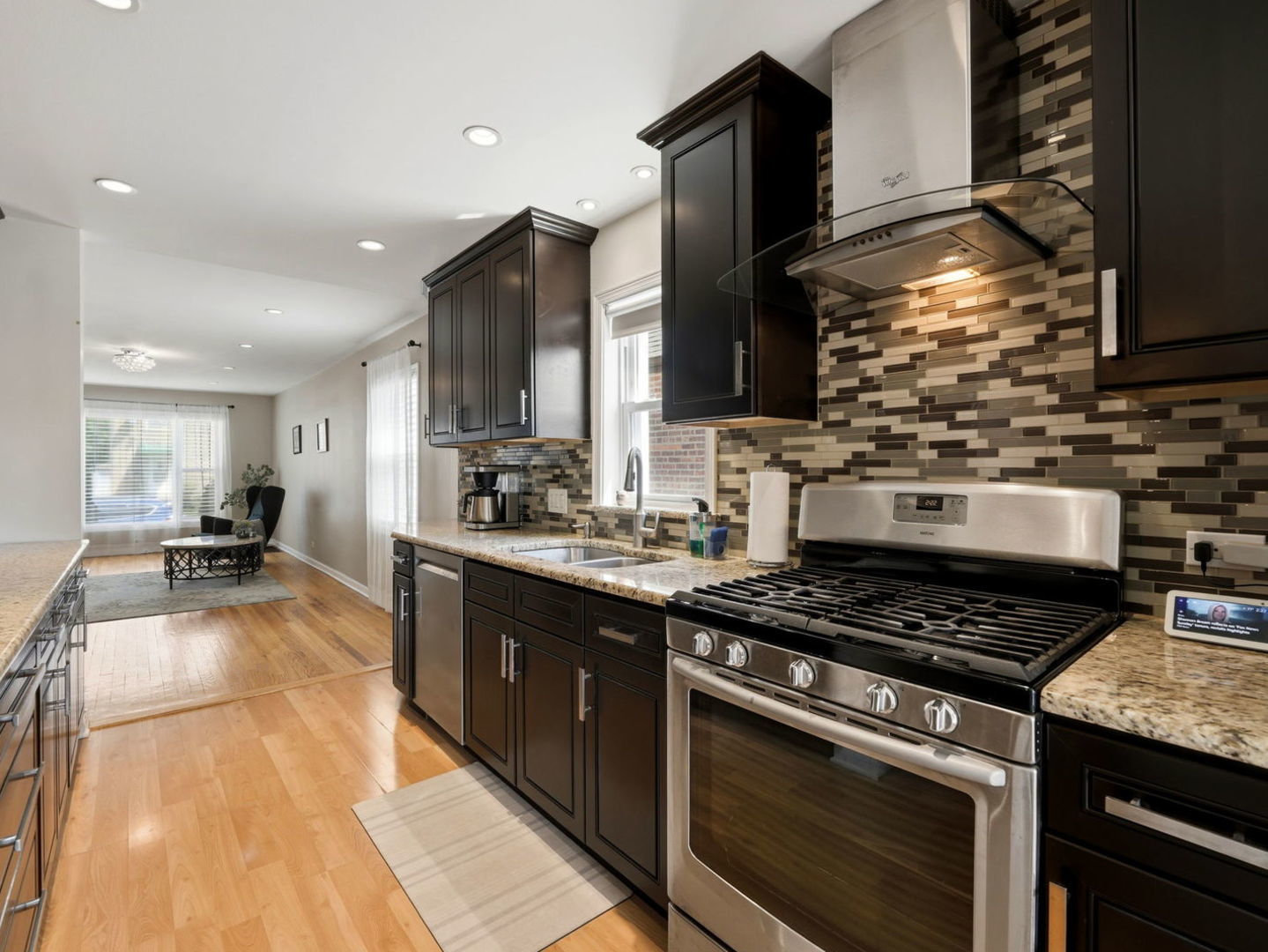 3708 North Pacific Avenue Chicago IL 60634