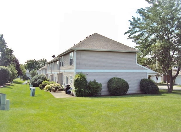 424 Van Gogh Circle Bolingbrook IL 60440