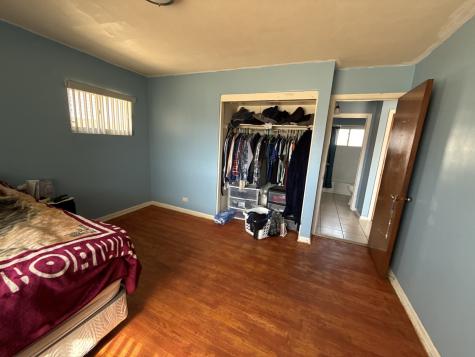 10842 Claridge Avenue Westchester IL 60154