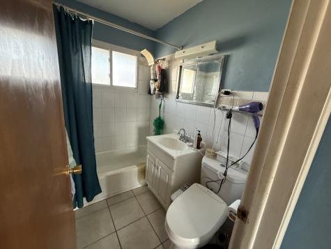 10842 Claridge Avenue Westchester IL 60154