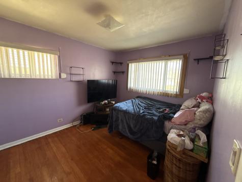 10842 Claridge Avenue Westchester IL 60154