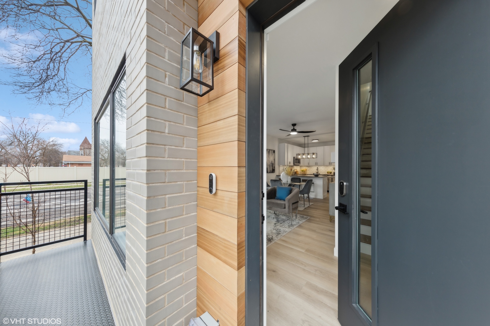 645 North Lawndale Avenue Chicago IL 60624