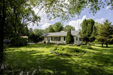 178 Brookhill Road Libertyville IL 60048