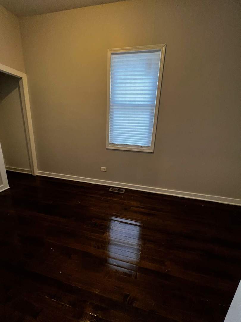 6415 South Eberhart Avenue Chicago IL 60637