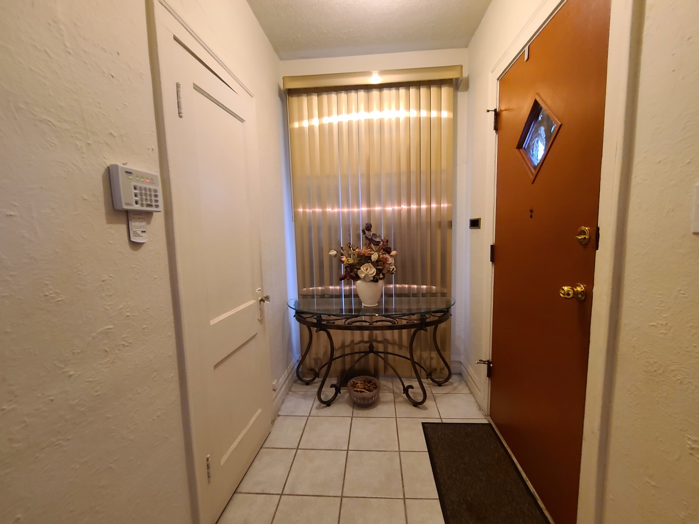 8319 South Crandon Avenue Chicago IL 60617