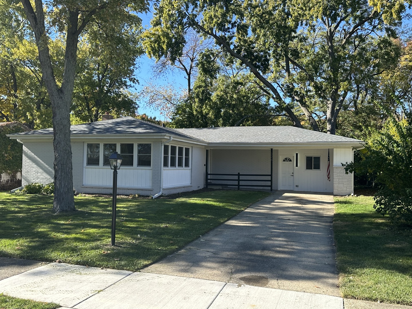 326 Indian Drive Glen Ellyn IL 60137