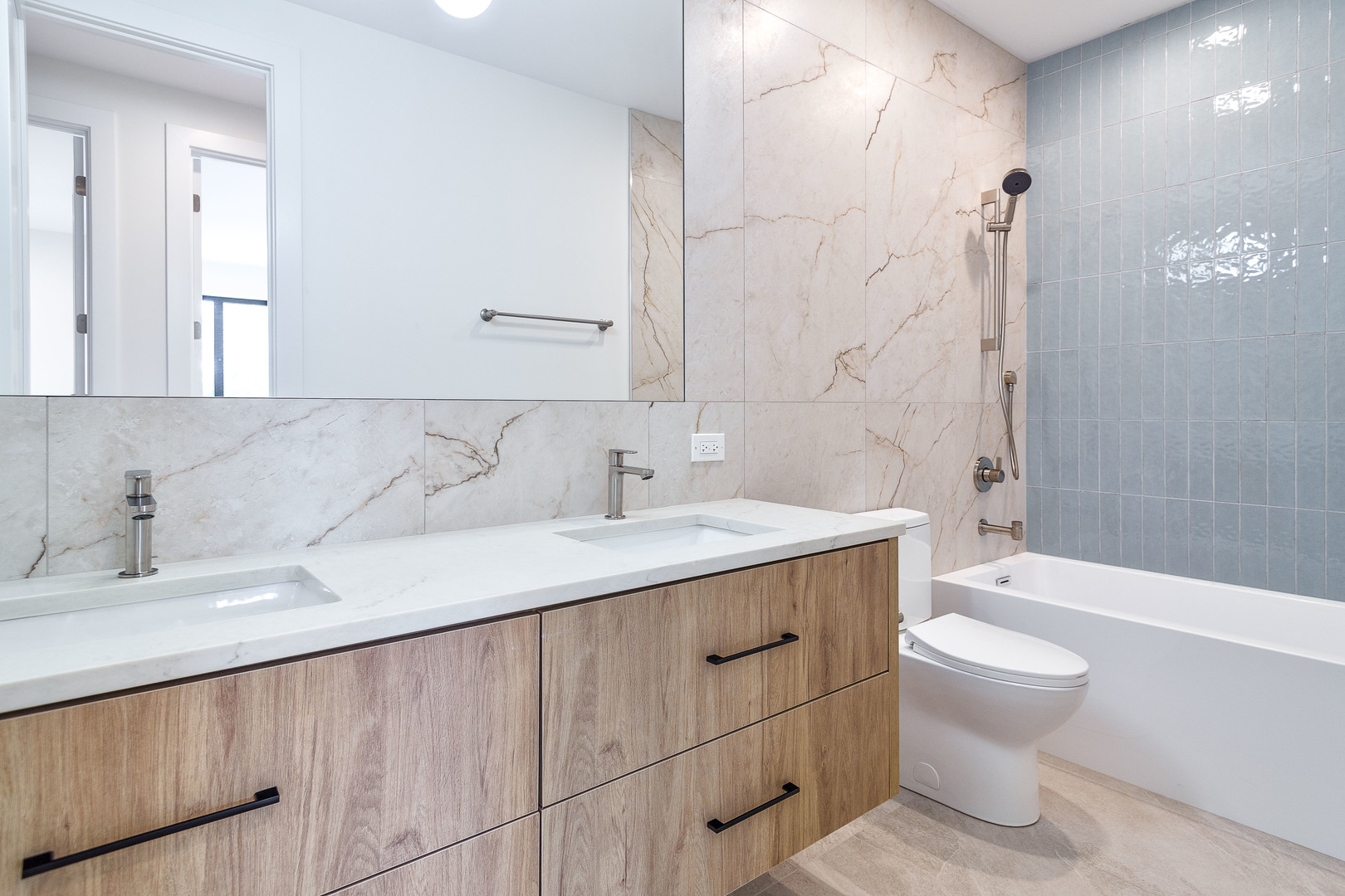 2055 West Race Avenue Chicago IL 60612