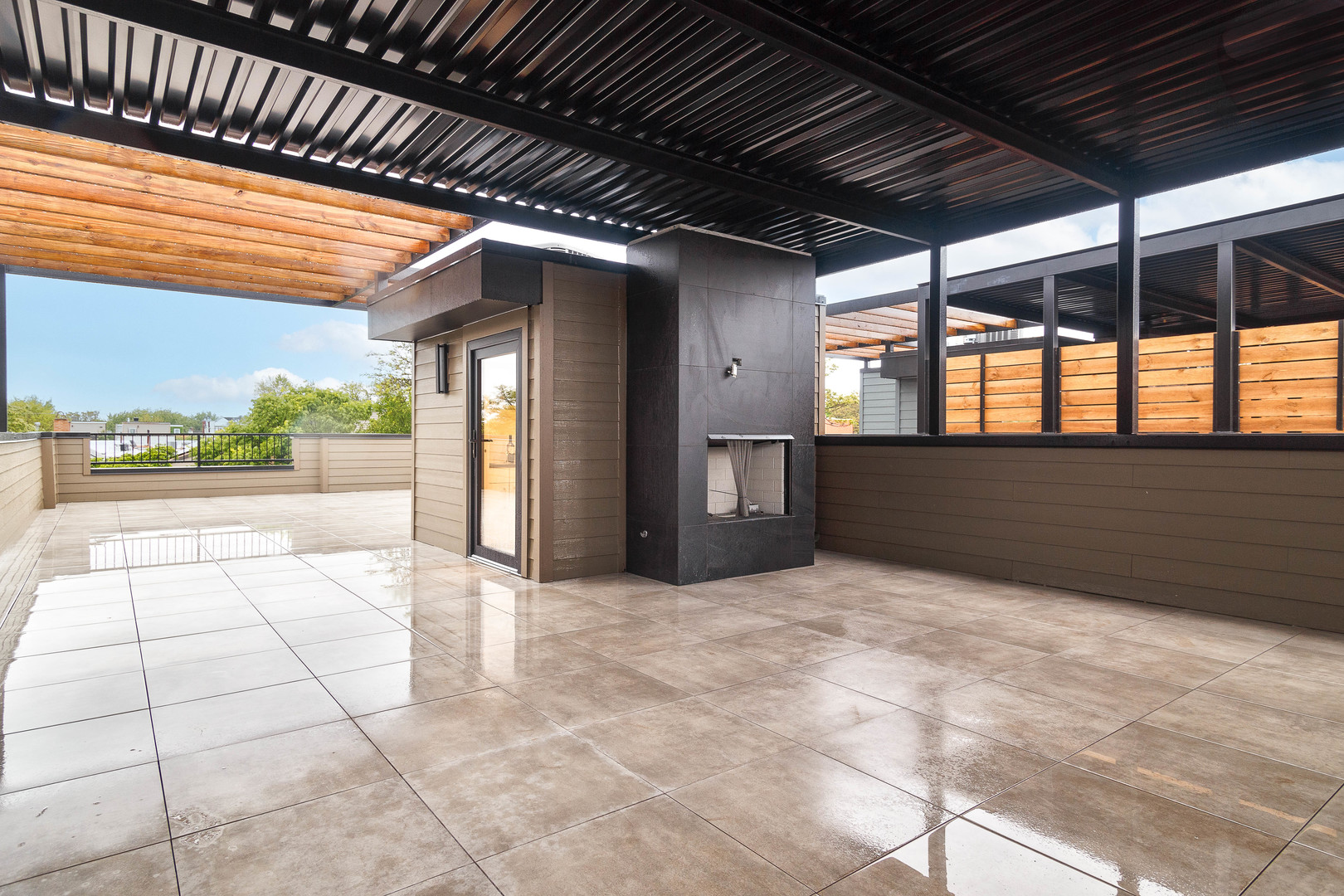 2055 West Race Avenue Chicago IL 60612