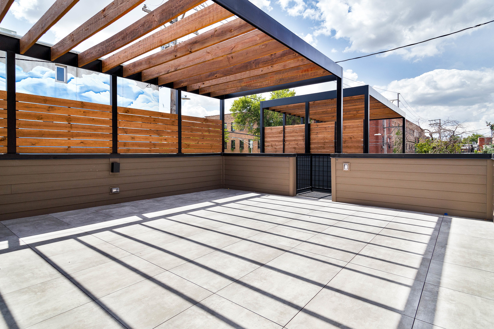 2055 West Race Avenue Chicago IL 60612