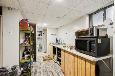120 South Kinzie Street Thornton IL 60476
