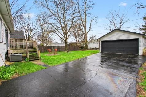120 South Kinzie Street Thornton IL 60476