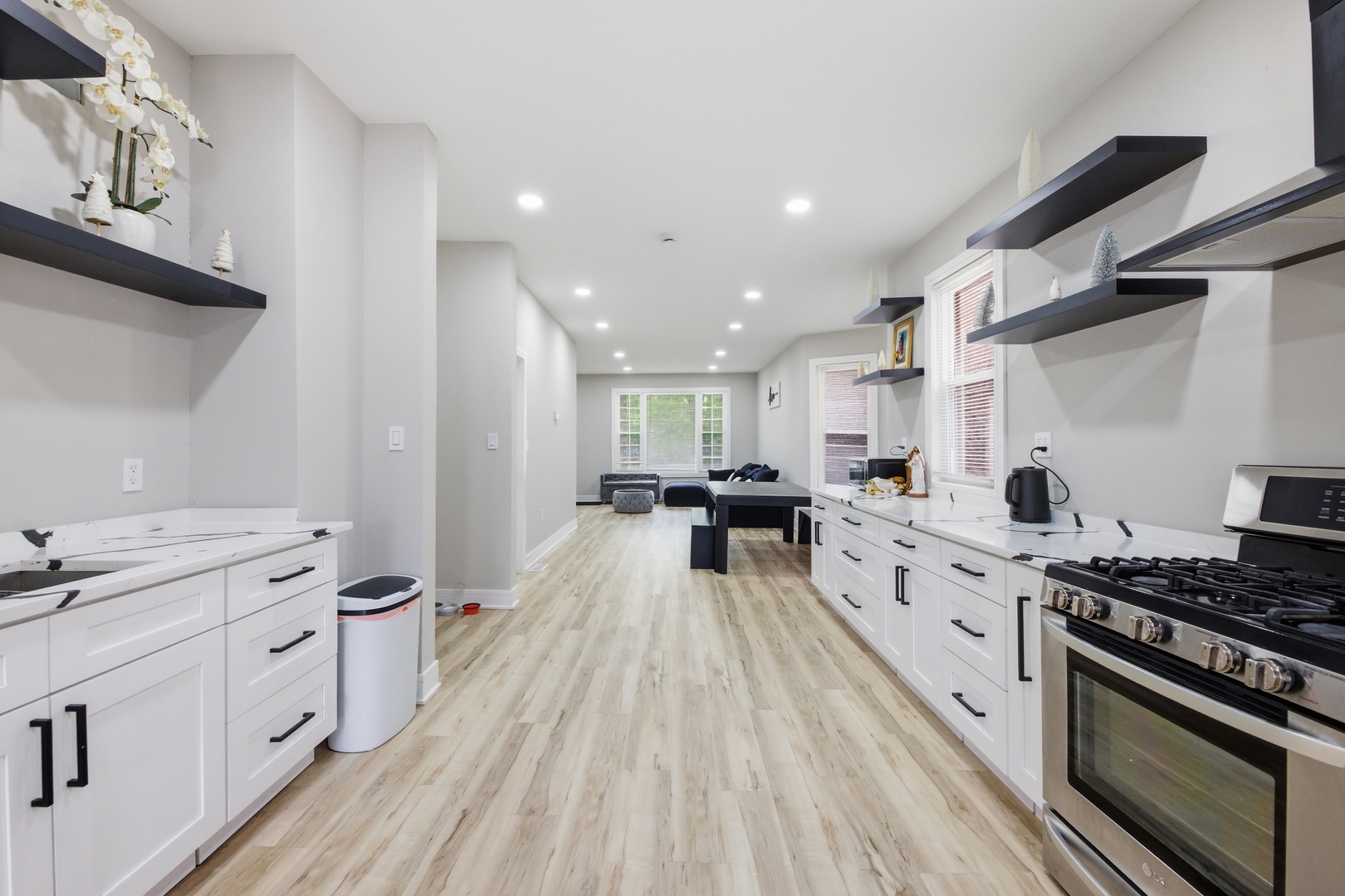 4036 North Bernard Street Chicago IL 60618