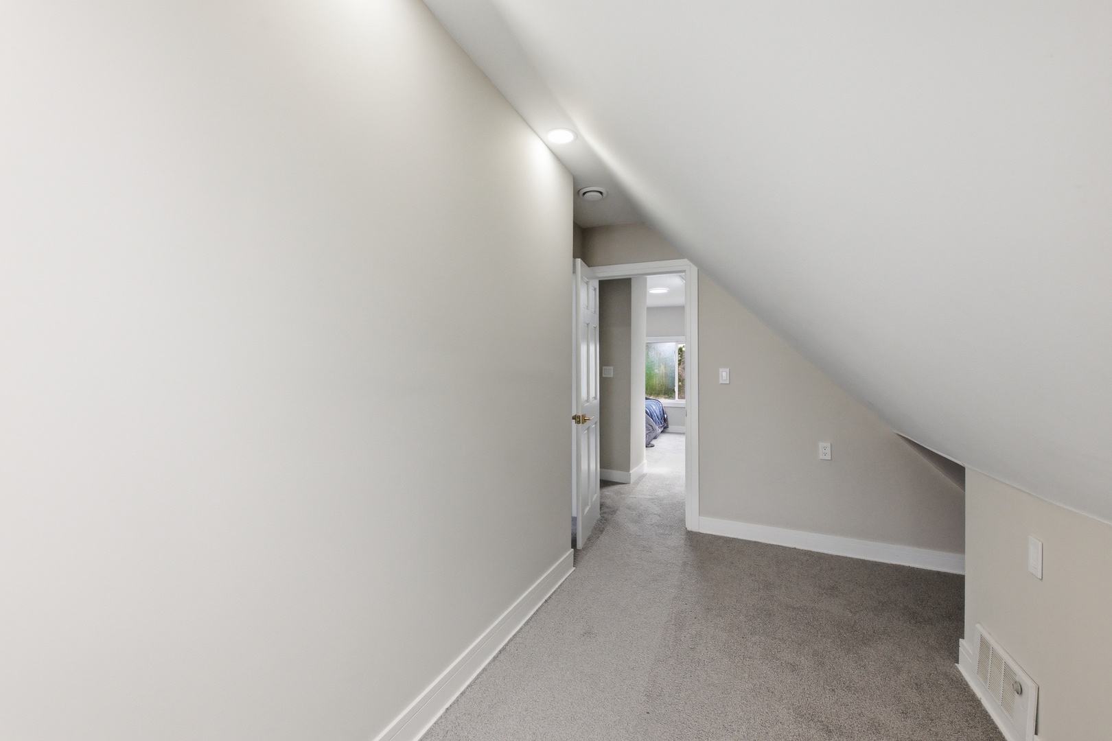 4036 North Bernard Street Chicago IL 60618
