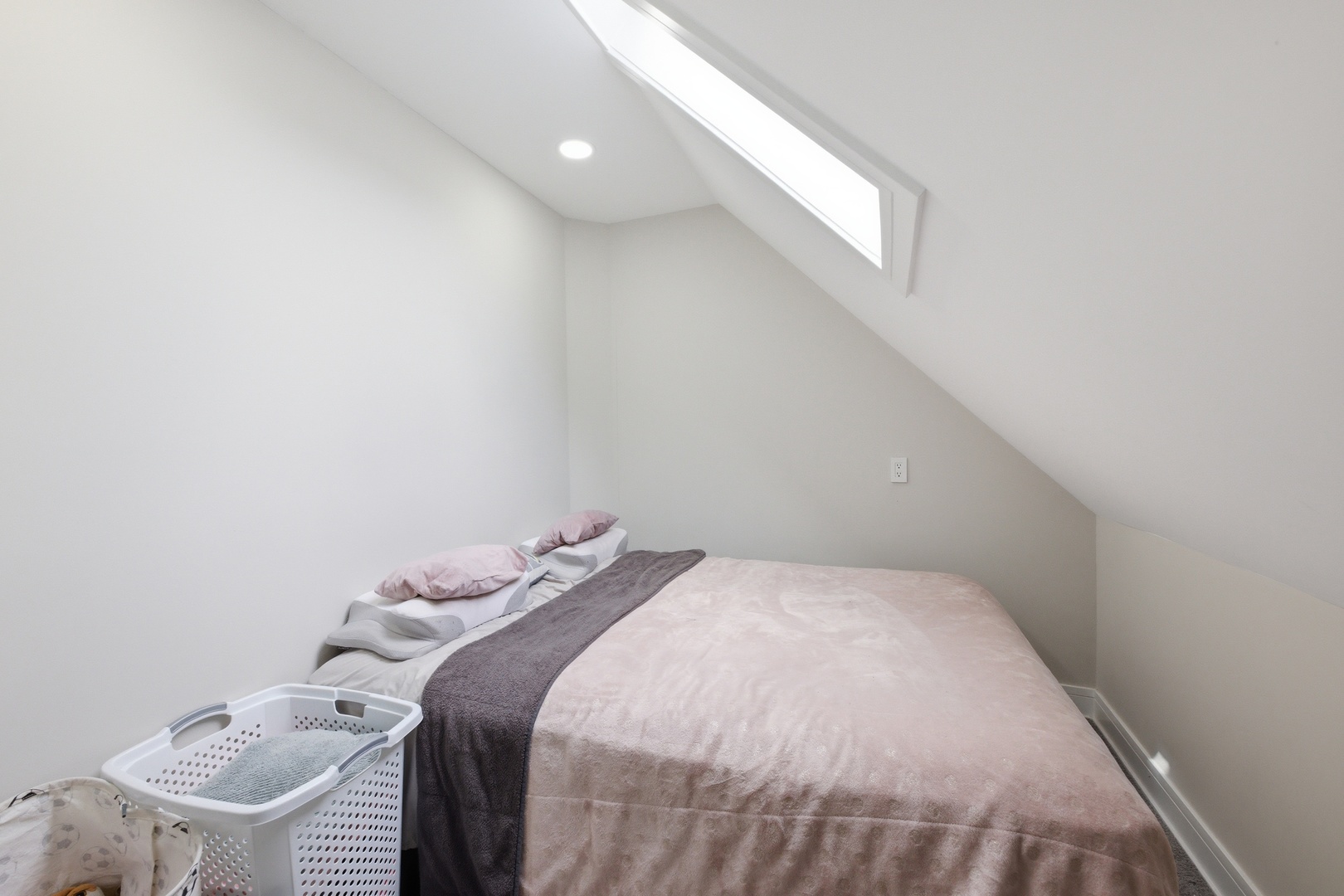4036 North Bernard Street Chicago IL 60618