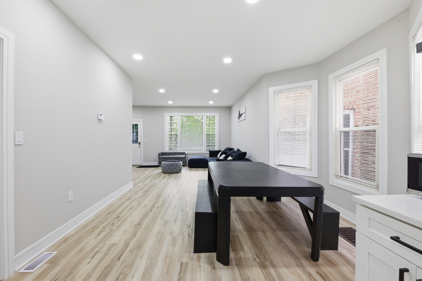 4036 North Bernard Street Chicago IL 60618