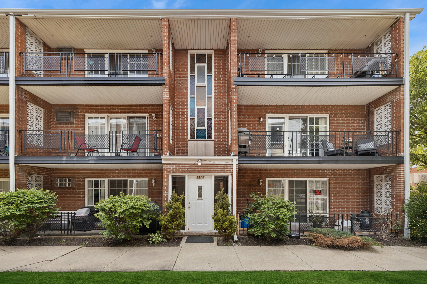 6255 South Mason Avenue Chicago IL 60638