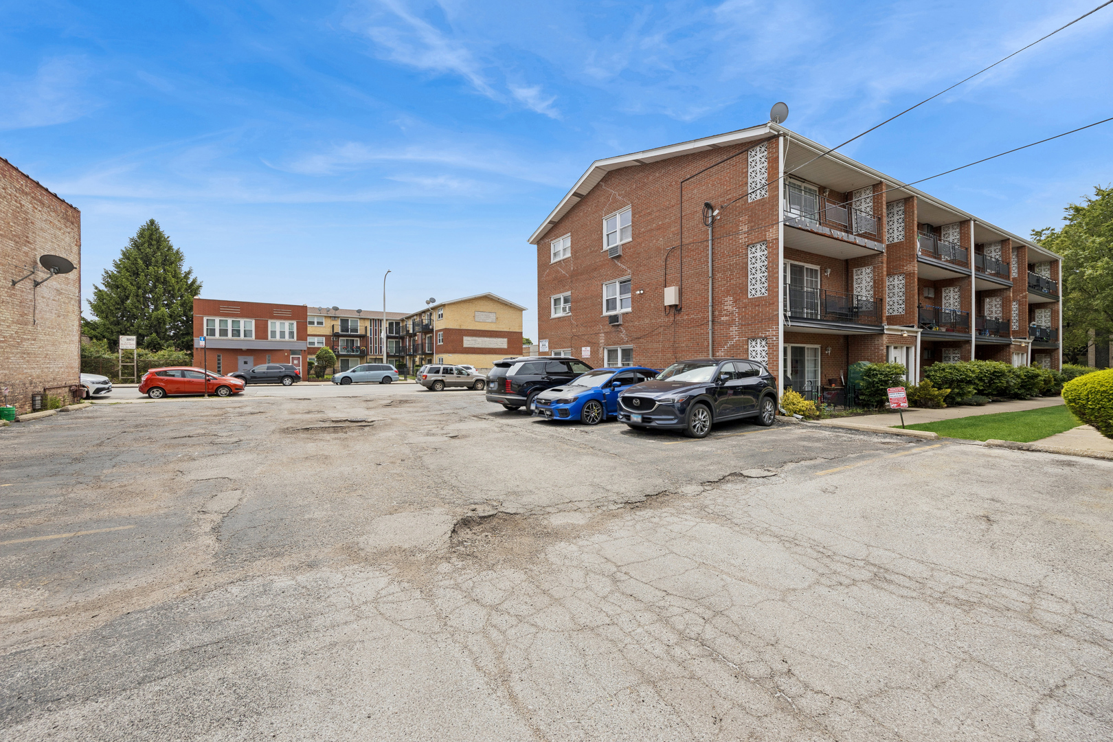 6255 South Mason Avenue Chicago IL 60638