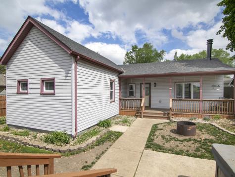 205 West 5th Street Aroma Park IL 60910