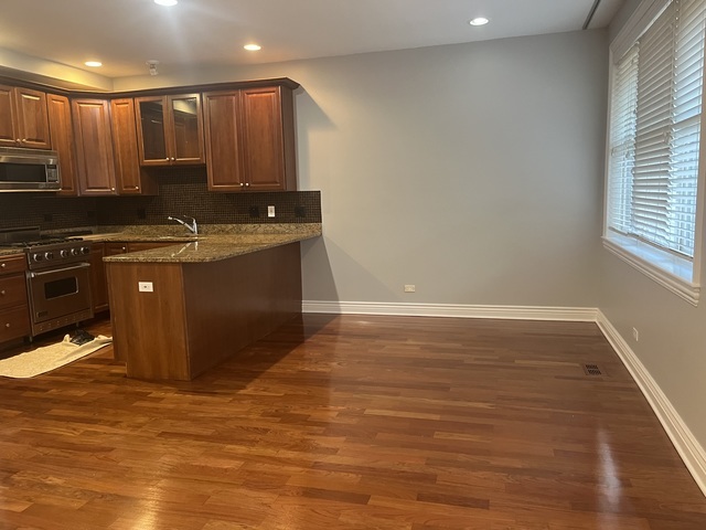 334 North Jefferson Street Chicago IL 60661