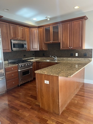334 North Jefferson Street Chicago IL 60661