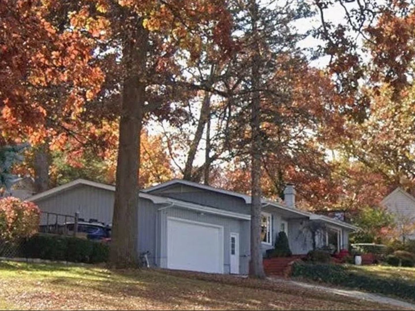 4 Forest Knolls Decatur IL 62521