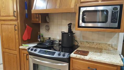 4 Forest Knolls Decatur IL 62521