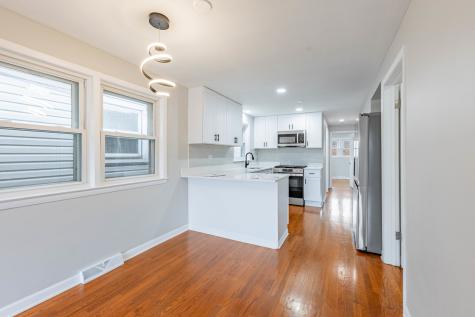 5631 West 64th Place Chicago IL 60638