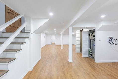 5631 West 64th Place Chicago IL 60638