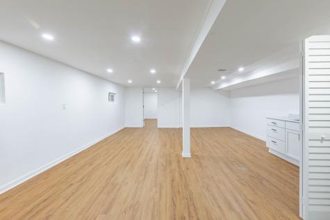 5631 West 64th Place Chicago IL 60638