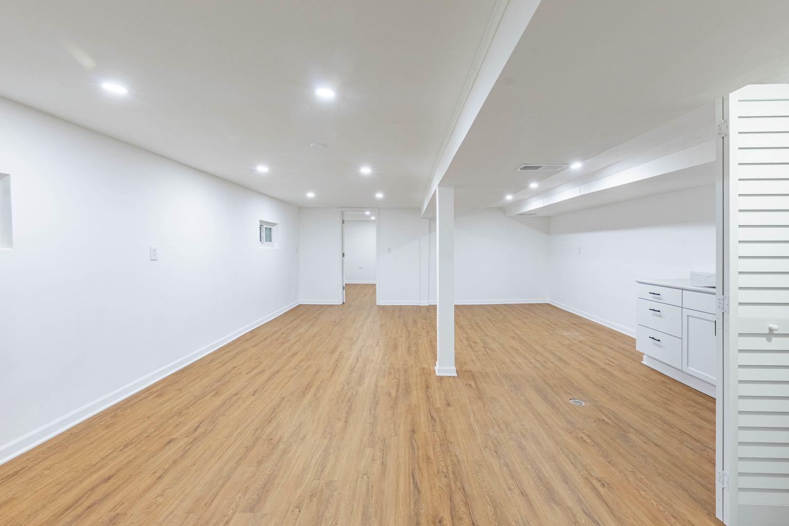 5631 West 64th Place Chicago IL 60638