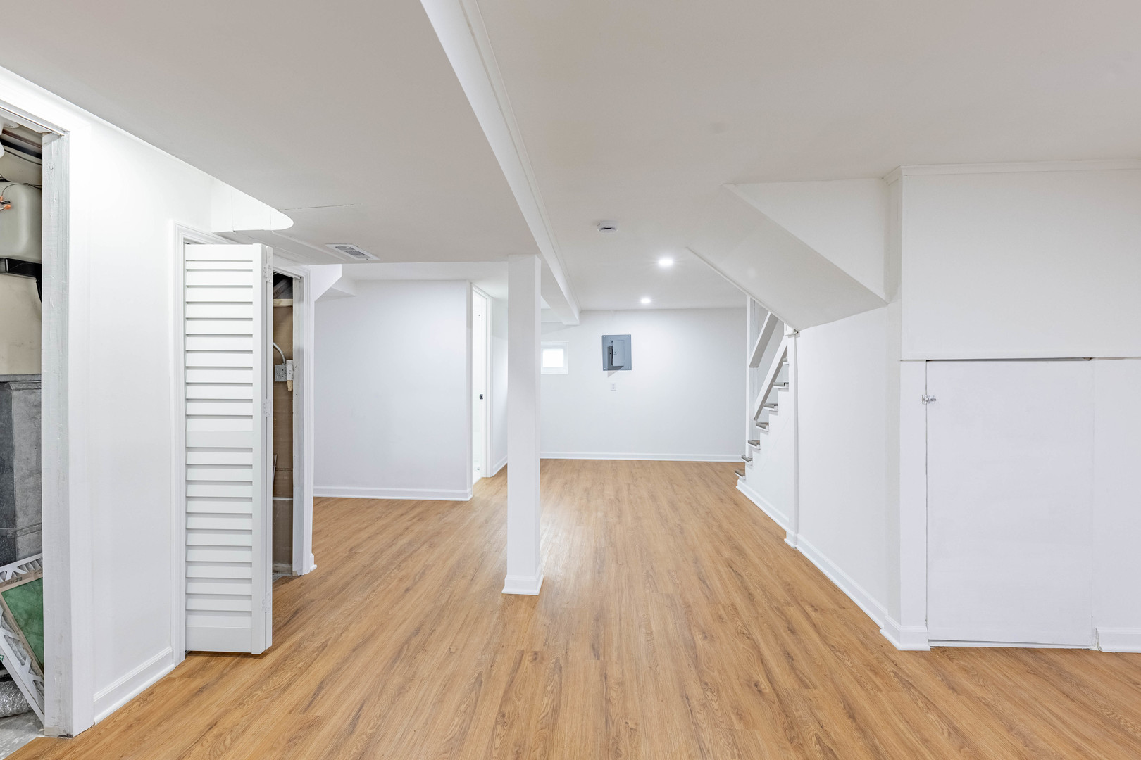 5631 West 64th Place Chicago IL 60638