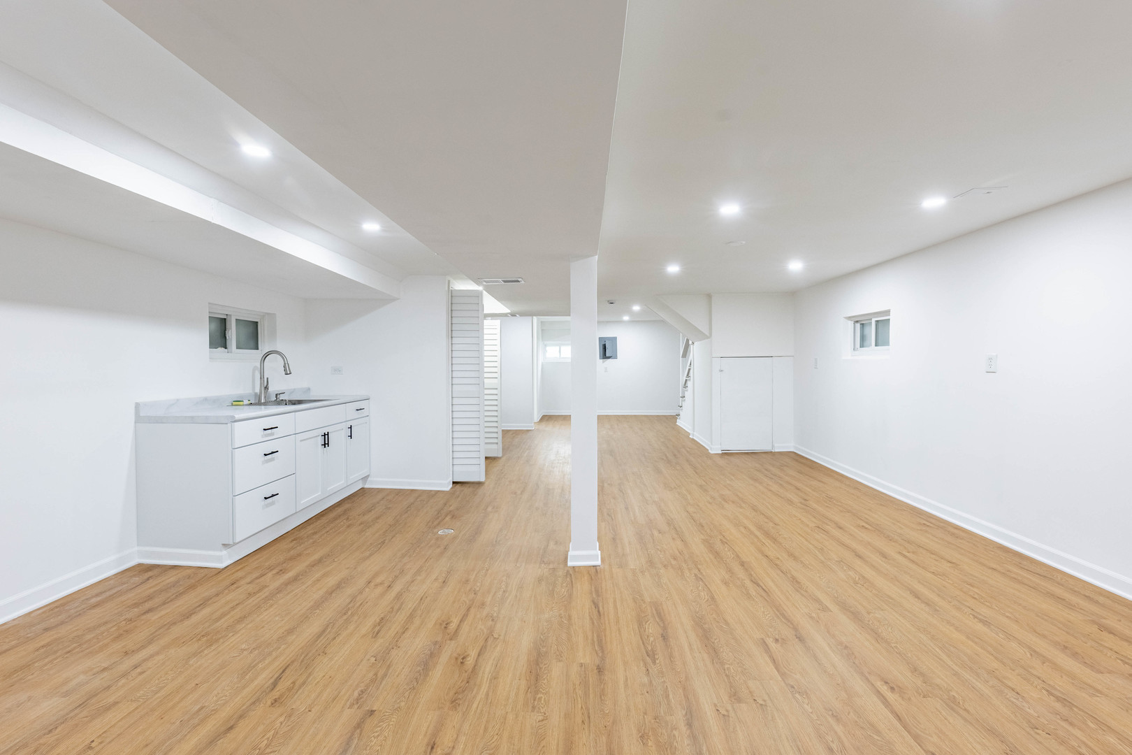 5631 West 64th Place Chicago IL 60638