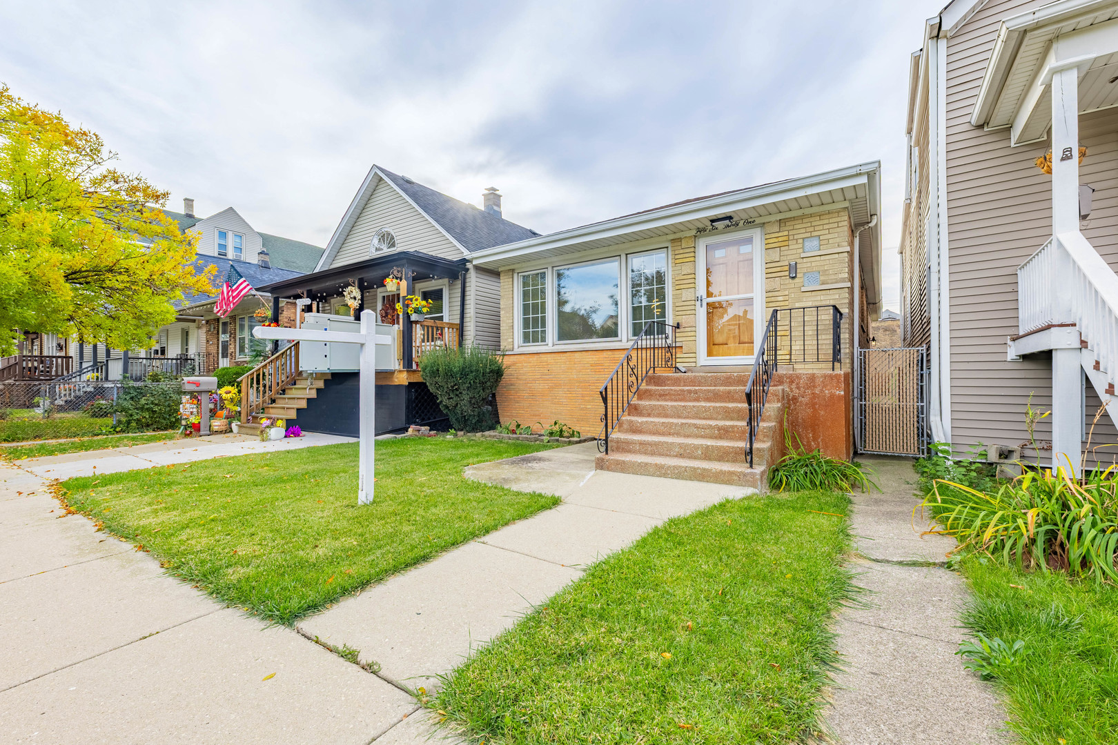 5631 West 64th Place Chicago IL 60638