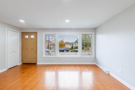 5631 West 64th Place Chicago IL 60638