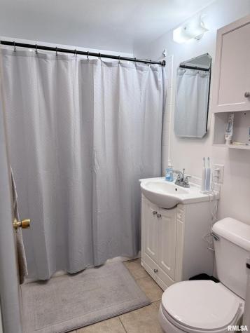 416 Maple Street Chillicothe IL 61523
