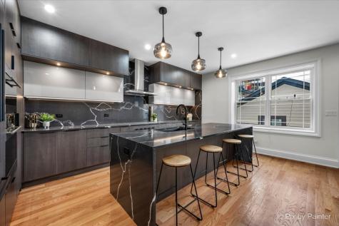 2334 North Oakley Avenue Chicago IL 60647