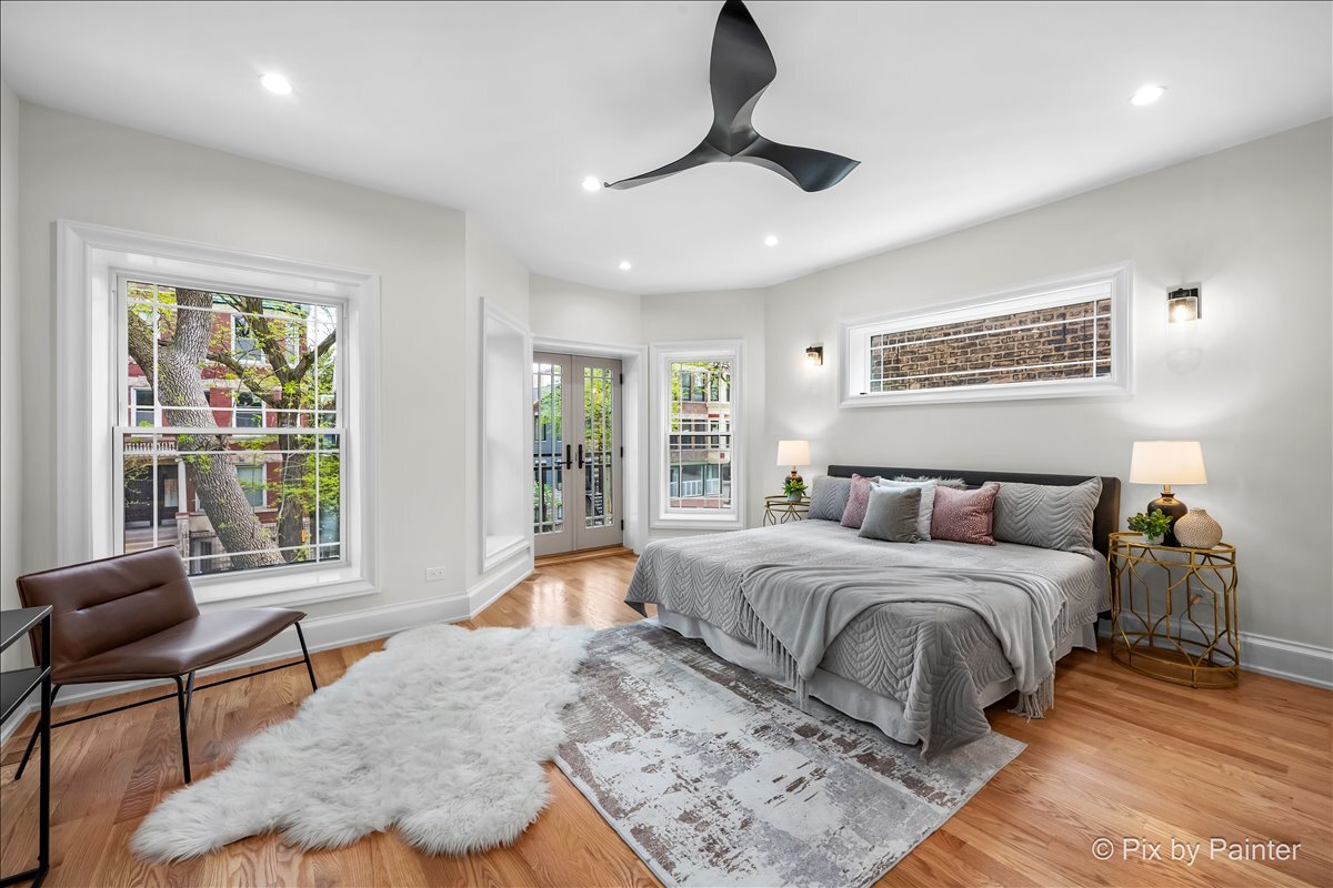 2334 North Oakley Avenue Chicago IL 60647