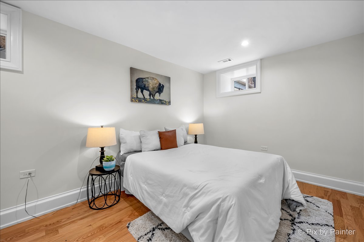 2334 North Oakley Avenue Chicago IL 60647