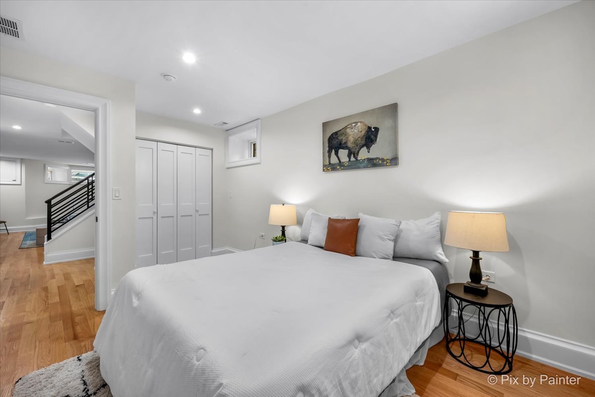 2334 North Oakley Avenue Chicago IL 60647