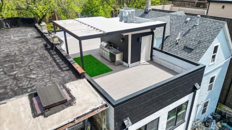 2334 North Oakley Avenue Chicago IL 60647