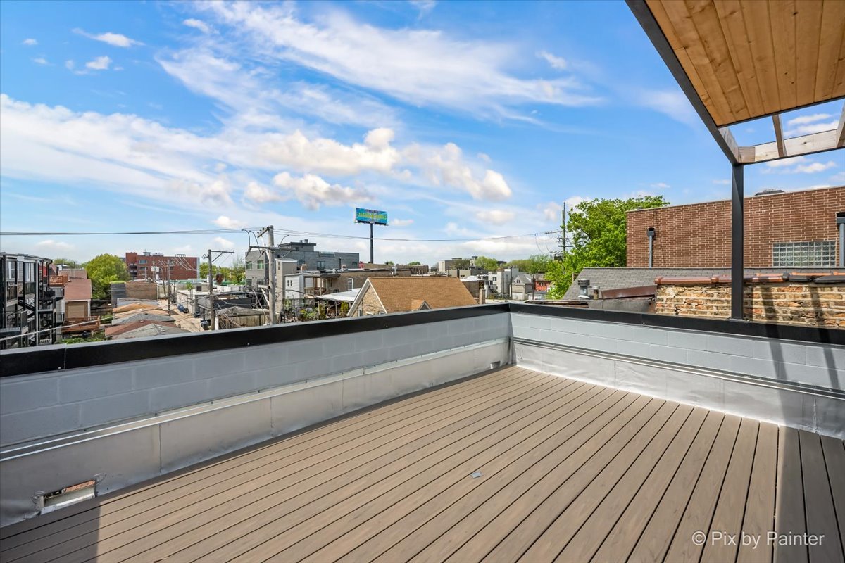 2334 North Oakley Avenue Chicago IL 60647