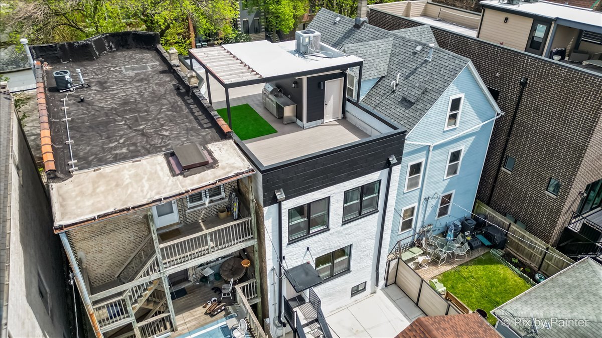 2334 North Oakley Avenue Chicago IL 60647
