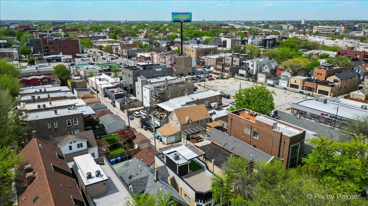 2334 North Oakley Avenue Chicago IL 60647