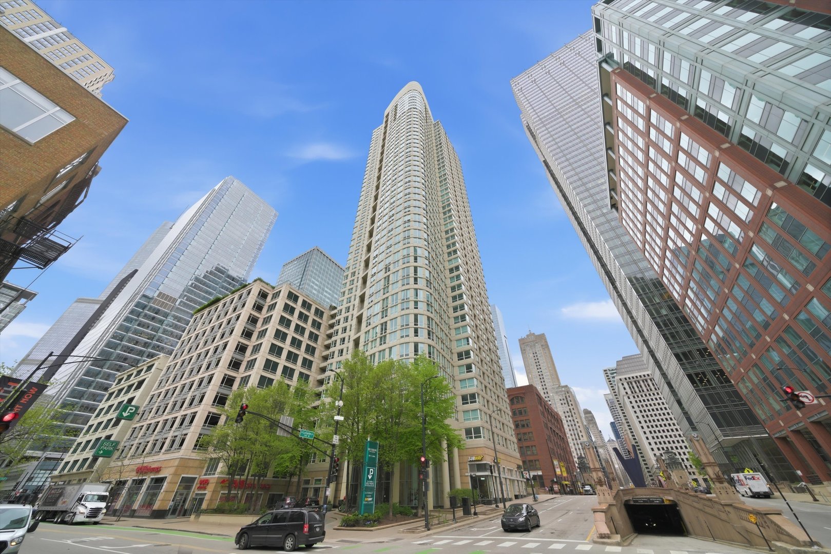 345 North La Salle Drive Chicago IL 60654