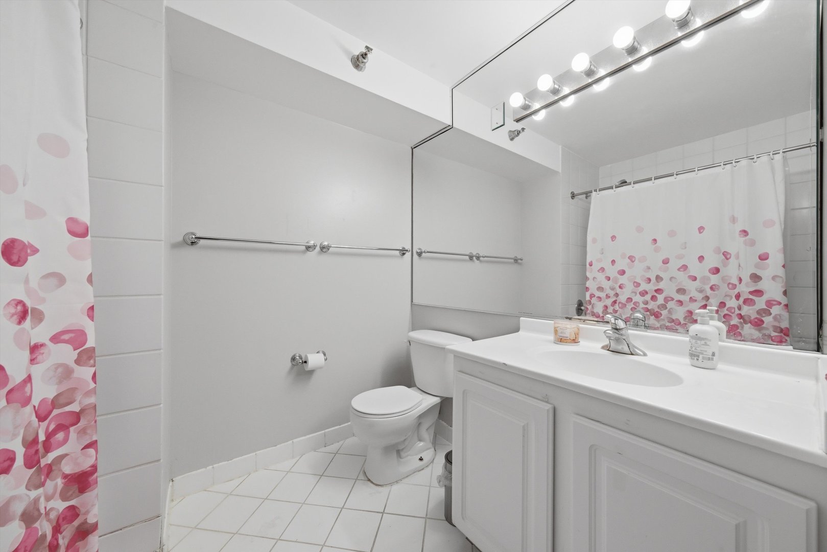 345 North La Salle Drive Chicago IL 60654