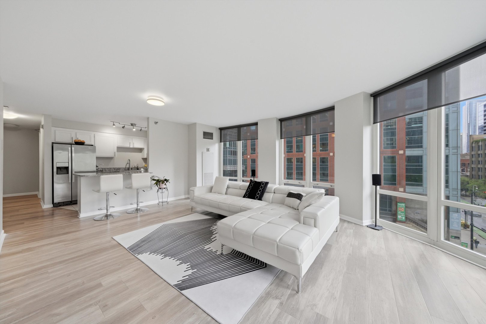 345 North La Salle Drive Chicago IL 60654